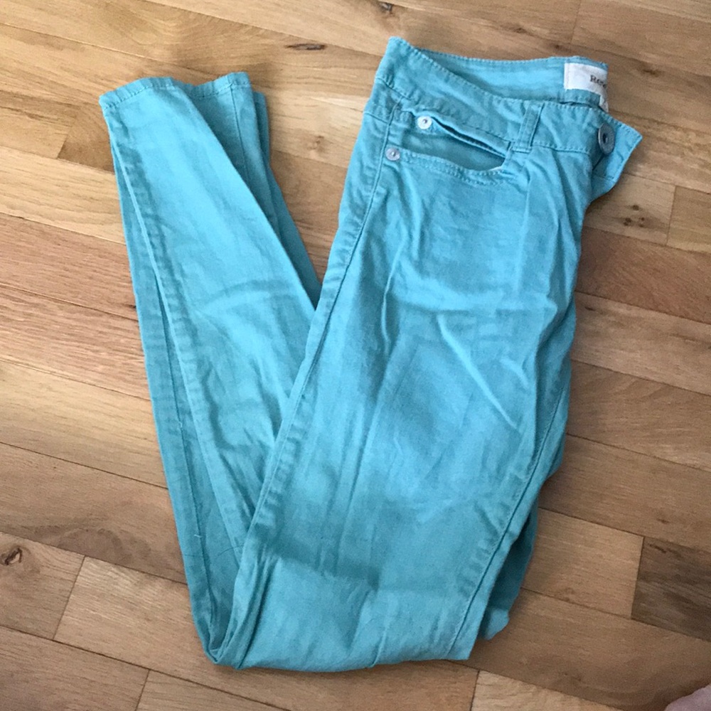 Cute colored jeans!